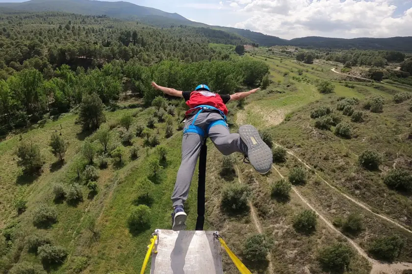 Practica puenting en Salamanca y otras actividades de aventura | LA MILLA RURAL